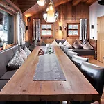 Promi Alm - Luxus * Flachau