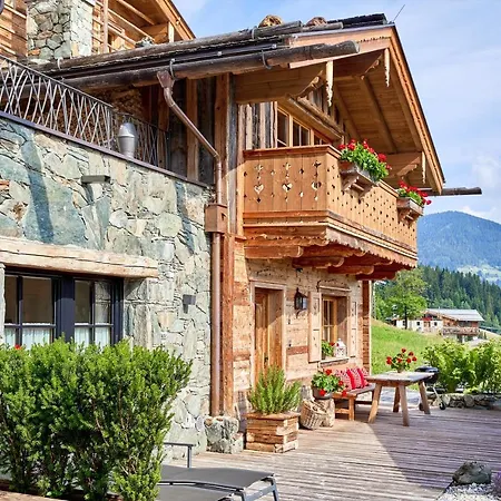 Promi Alm - Luxus Chalet Flachau