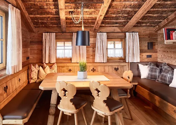 Promi Alm - Luxus フラッハウ